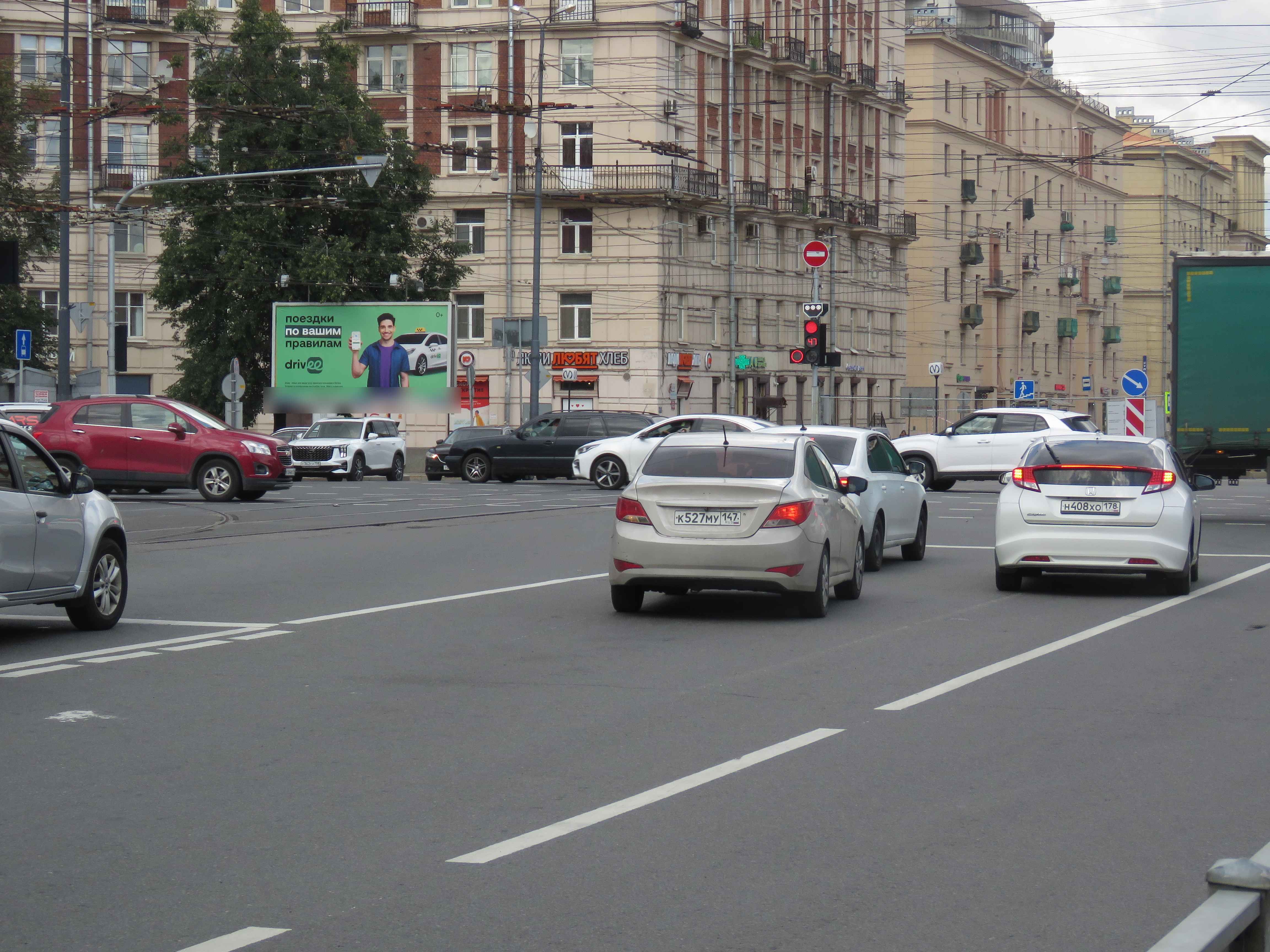 Фотография рекламного носителя, тип: Билборд 3x6, адрес: Заневская пл. Х Новочеркасский пр-т., д.41, Санкт-Петербург, Россия. Сторона Б №106076