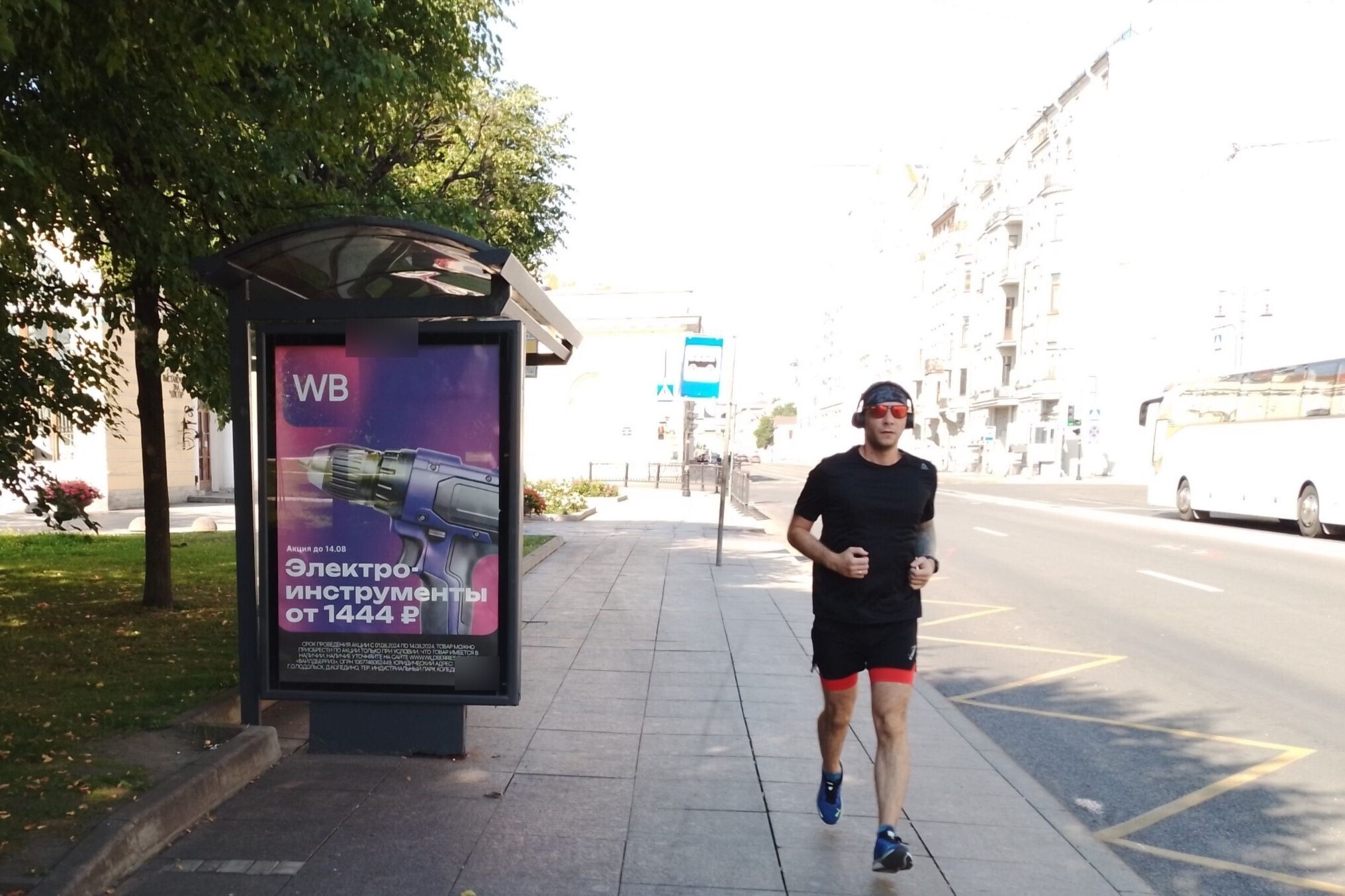 Фотография рекламного носителя, тип: Остановка 1.8x1.2, адрес: Шпалерная ул., д.43 Х Потемкинская ул., Санкт-Петербург, Россия. Сторона Б №140943