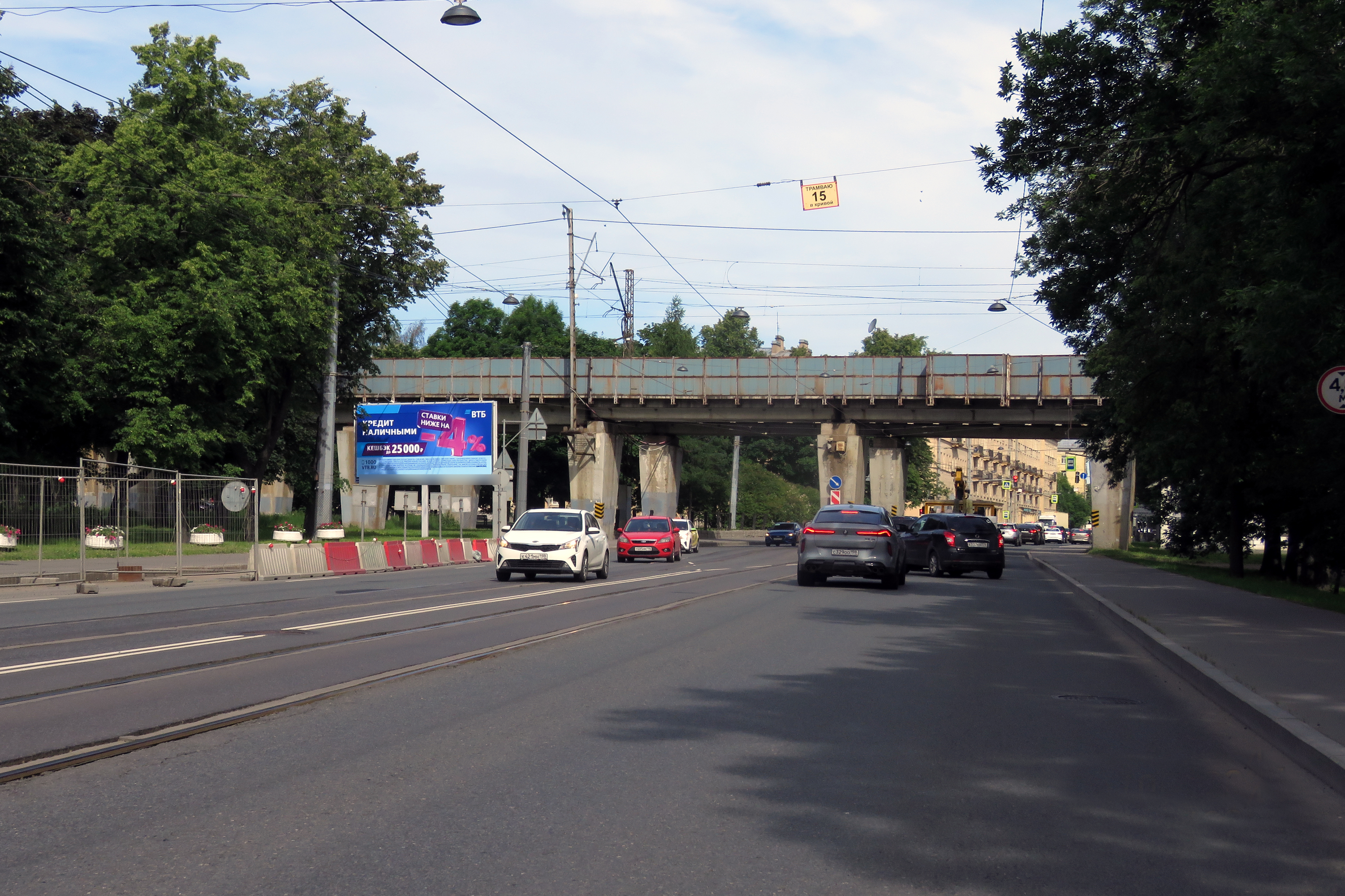 Фотография рекламного носителя, тип: Билборд 3x6, адрес: Обуховской Обороны пр-т., д.20, корп.4 X Финляндский мост, Санкт-Петербург, Россия. Сторона Б №120230