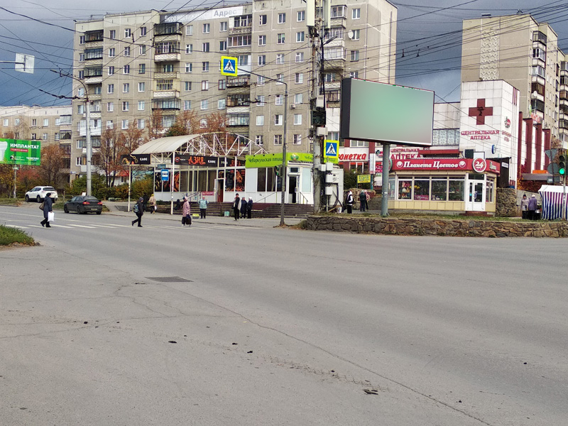 Фотография рекламного носителя, тип: Билборд 3x6, адрес: Октября пр-т. X Жуковского ул., Миасс, Челябинская область, Россия. Сторона А1-А10 №1359737