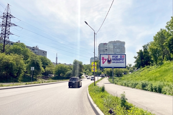 Фотография рекламного носителя, тип: Билборд 3x6, адрес: Красного Знамени пр-т. Х Народный пр-т., Владивосток, Приморский край, Россия. Сторона А №154009