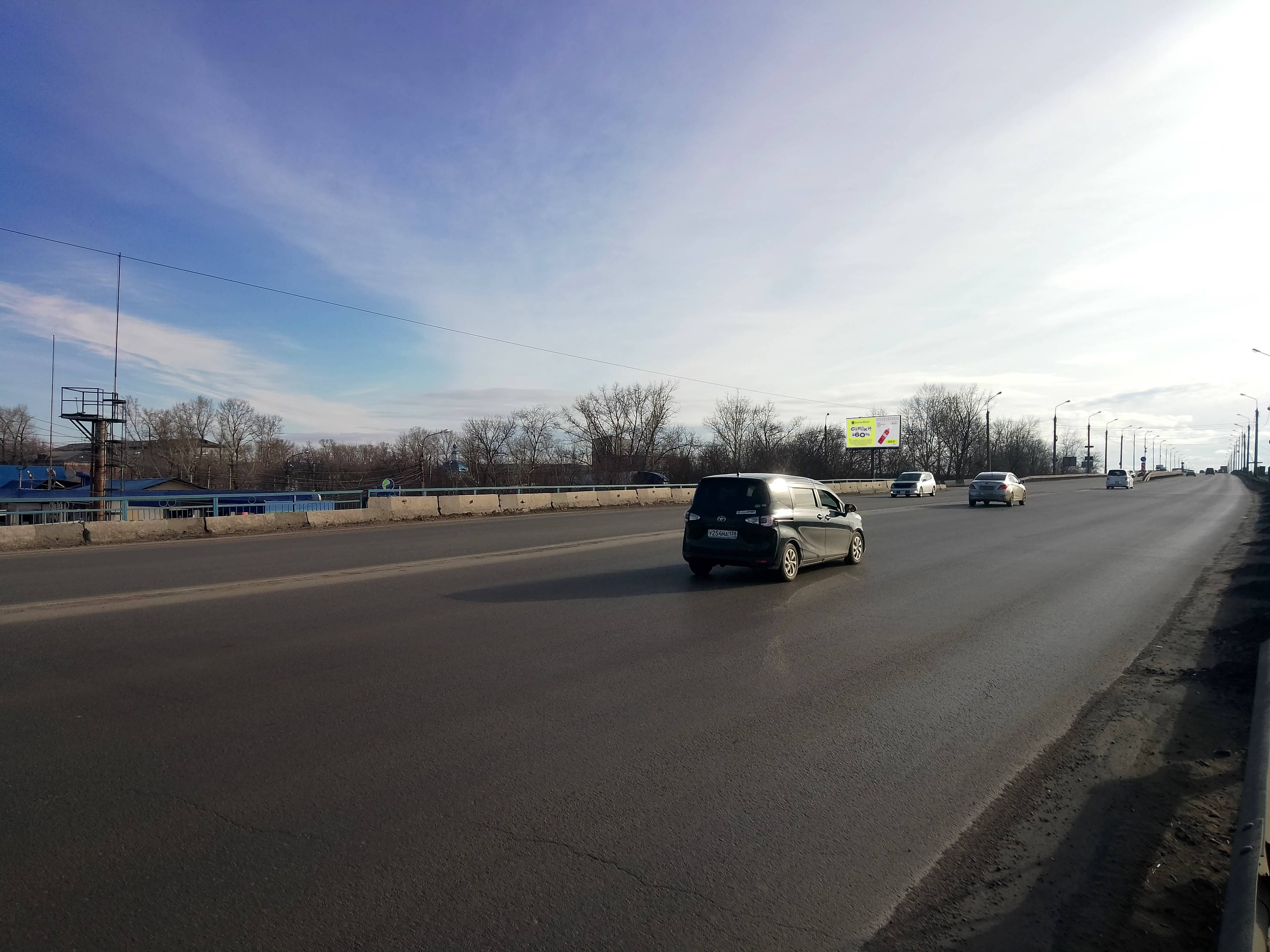 Фотография рекламного носителя, тип: Билборд 3x6, адрес: Полярная ул., виадук, Иркутск, Иркутская область, Россия. Сторона Б №1371424