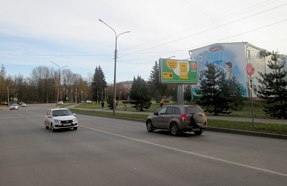 Фотография рекламного носителя, тип: Билборд 3x6, адрес: Псковская ул., д.1, Великий Новгород, Новгородская область, Россия. Сторона A1 №397671