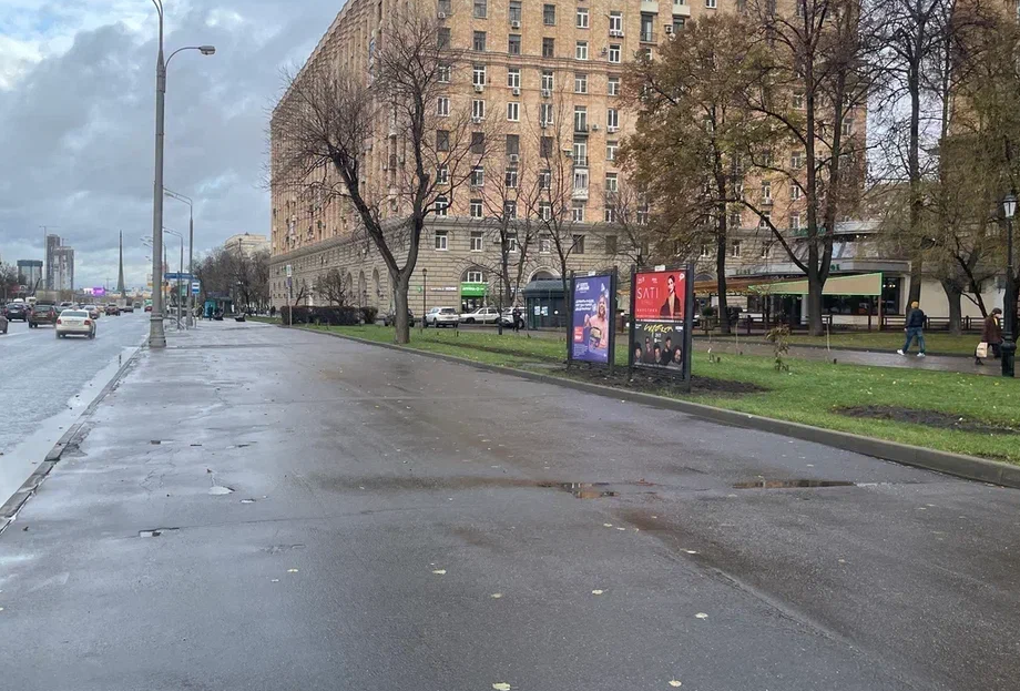 Фотография рекламного носителя, тип: Афиша 1.75x1.8, адрес: Мира пр-т., д.120, поз.1, стенд 1, Москва, Россия. Сторона A №618647