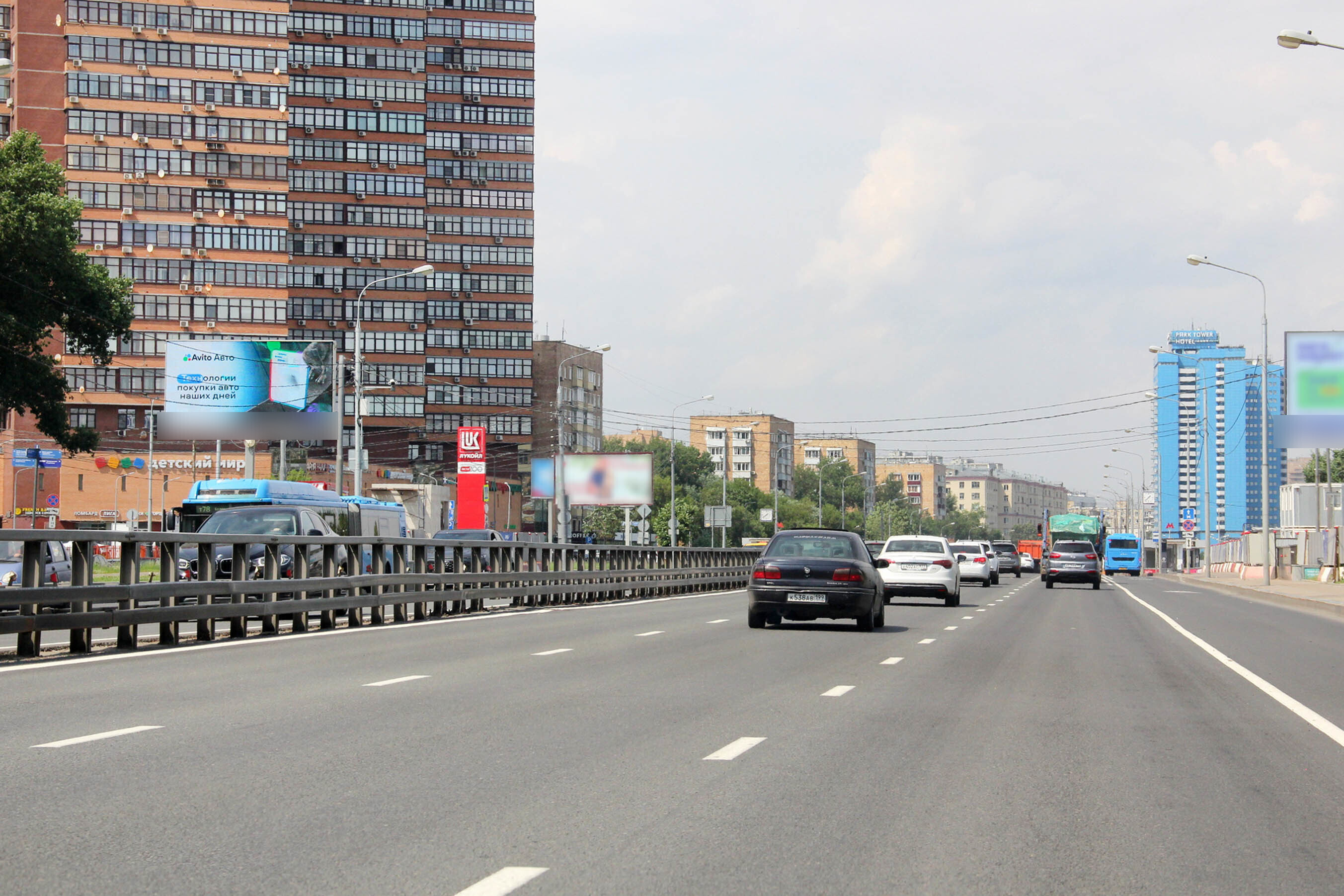 Фотография рекламного носителя, тип: Билборд 3x6, адрес: Дмитровское ш., д.11, Москва, Россия. Сторона Б1 №78797