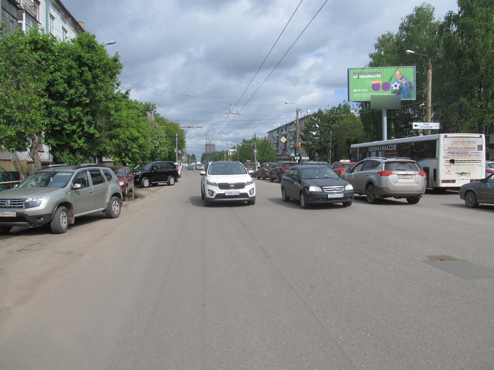 Фотография рекламного носителя, тип: Билборд 3x6, адрес: Воровского ул., д.54, Киров, Кировская область, Россия. Сторона A1-A3 №160349