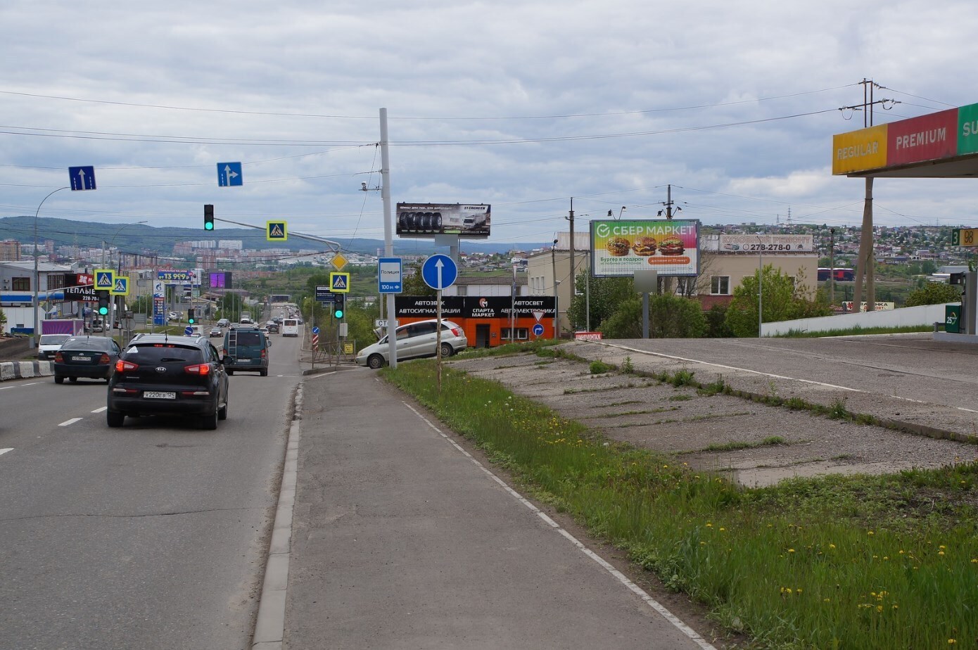 Фотография рекламного носителя, тип: Билборд 3x6, адрес: Караульная ул., д.1 Х 2-й Брянская ул., Красноярск, Красноярский край, Россия. Сторона A1-A3 №866845