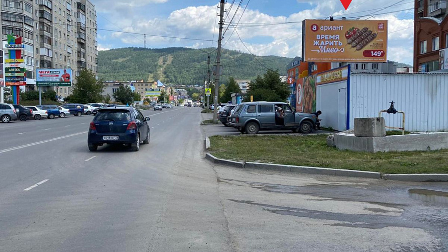 Фотография рекламного носителя, тип: Билборд 3x6, адрес: Лихачева ул., д.31, Миасс, Челябинская область, Россия. Сторона A №200681