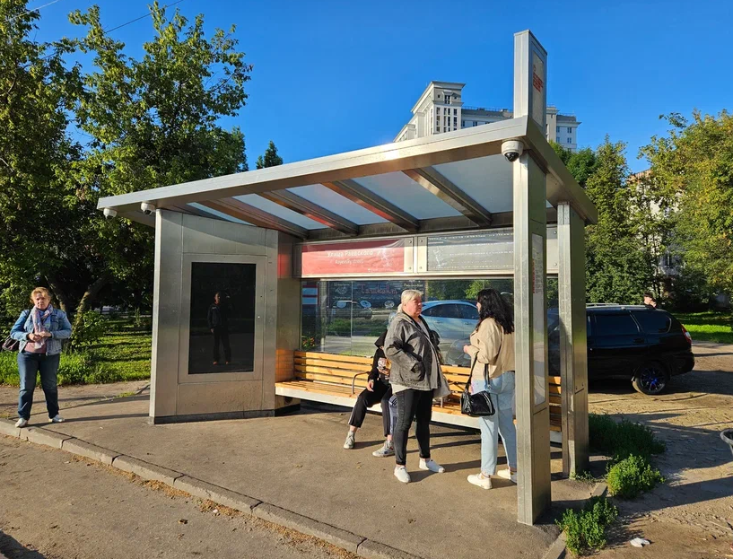 Фотография рекламного носителя, тип: Остановка, адрес: Раевскогоул., ост. Раевского ул., Нижний Новгород, Нижегородская область, Россия. Сторона A1-А10 №873244