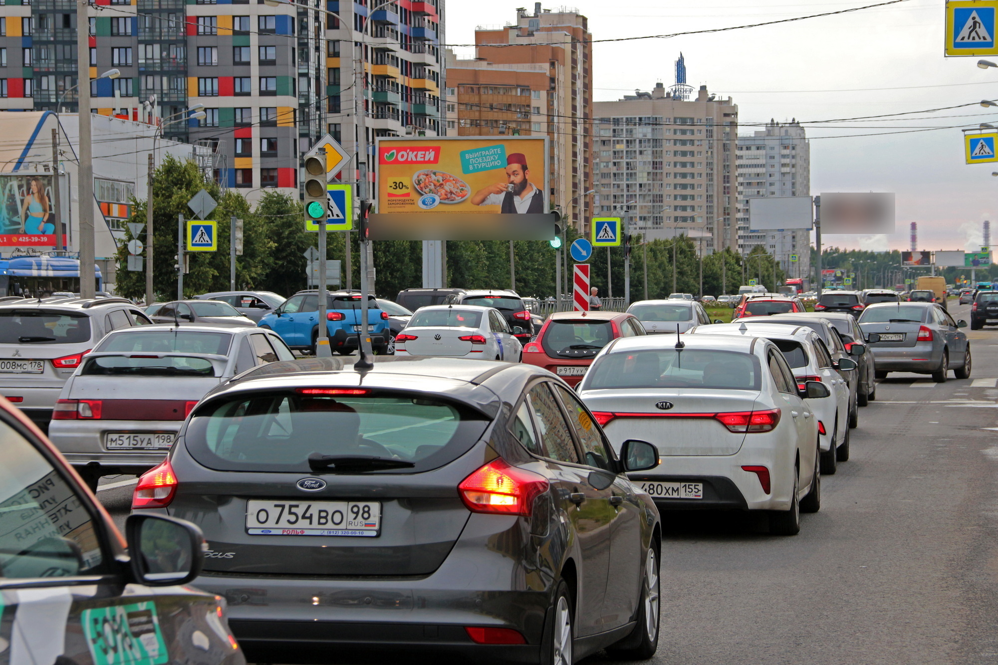 Фотография рекламного носителя, тип: Билборд 3x6, адрес: Оптиков ул., д.30 Х Яхтенная ул., поз.2, Санкт-Петербург, Россия. Сторона А2 №673269