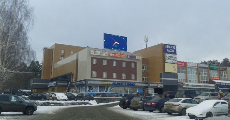 Фотография рекламного носителя, тип: Видеоэкран, адрес: Бизнес-центр «Астор», 8 марта ул., д.212, Екатеринбург, Свердловская область, Россия. Сторона/вариант №1610834