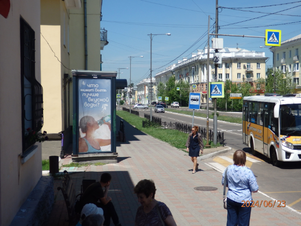 Фотография рекламного носителя, тип: Пиллар 3x1.4, адрес: Карла Маркса ул., Музей часов, поз.1, Ангарск, Иркутская область, Россия. Сторона Б №159086