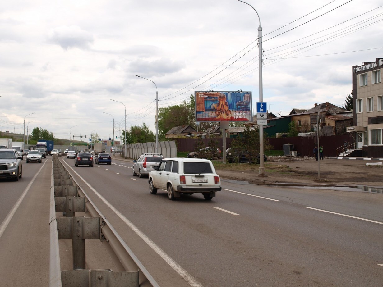 Фотография рекламного носителя, тип: Билборд 3x6, адрес: Калинина ул. X 2-я Красногорская ул., д.3, Красноярск, Красноярский край, Россия. Сторона A1-A3 №516863