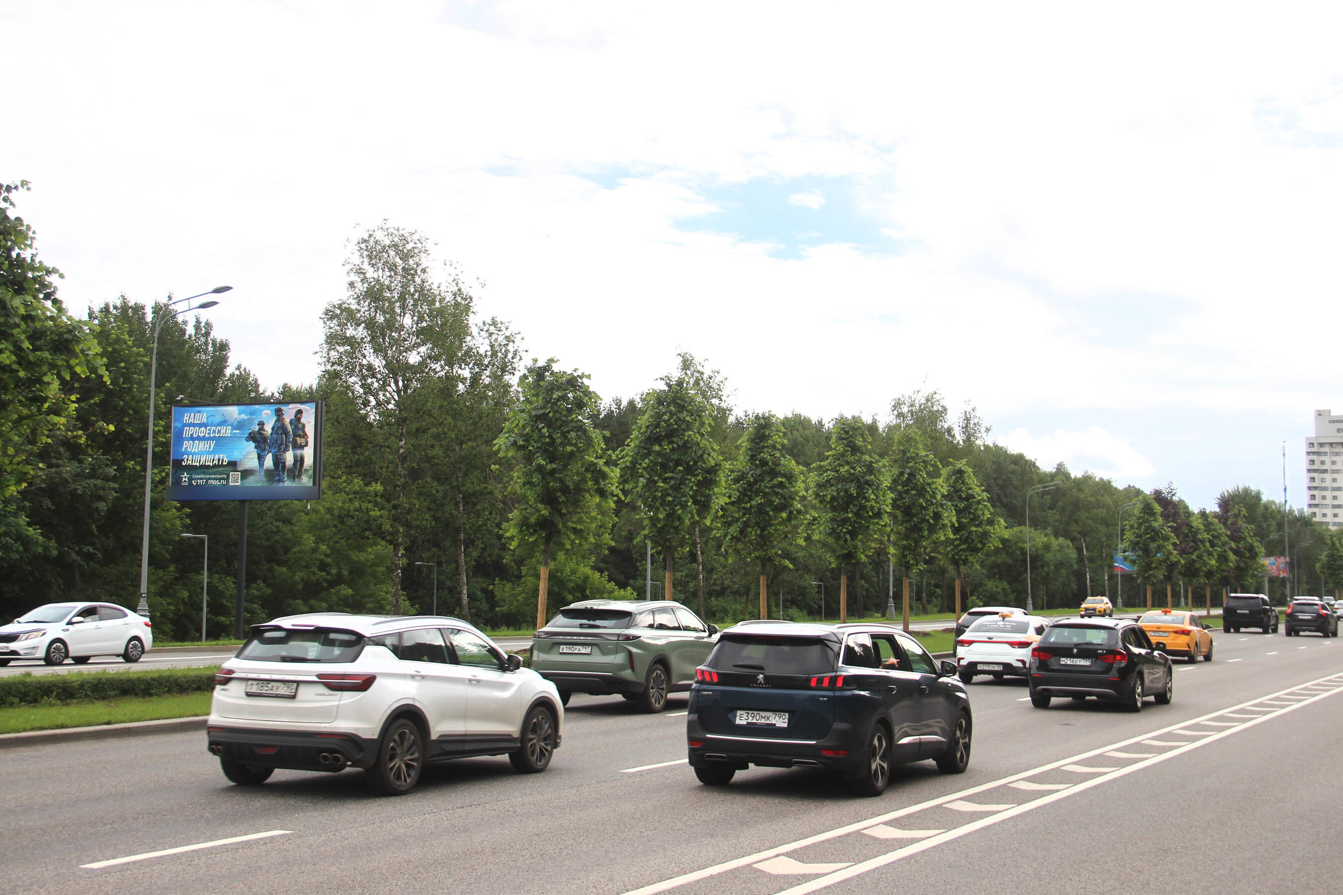 Фотография рекламного носителя, тип: Билборд 3x6, адрес: Ленинский пр-т., д.111, поз.2, Москва, Россия. Сторона Б №435951