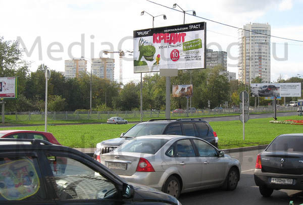 Фотография рекламного носителя, тип: Билборд 3x6, адрес: Рублевское ш., д.24, Москва, Россия. Сторона A №261833