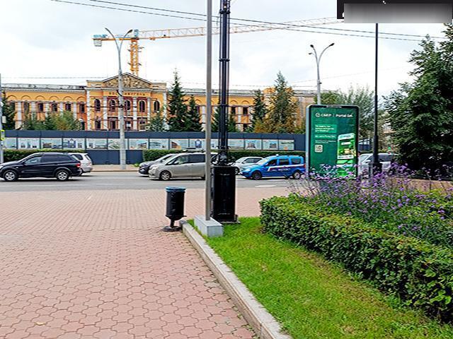 Фотография рекламного носителя, тип: Ситиформат 1.8x1.2, адрес: Сквер им. Кирова, поз.1, Иркутск, Иркутская область, Россия. Сторона А2 №196657