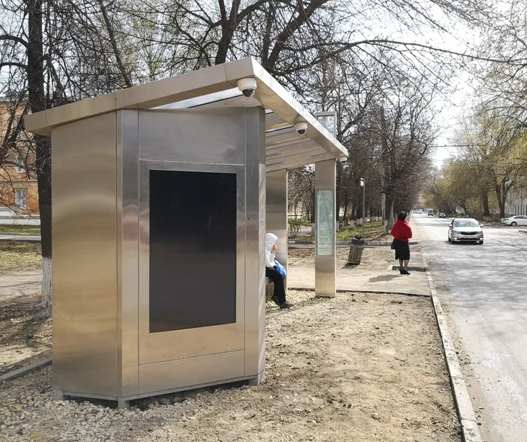 Фотография рекламного носителя, тип: Остановка, адрес: 50-летия Победы ул., ост. Генерала Клюева ул., Нижний Новгород, Нижегородская область, Россия. Сторона B1-В10 №873323