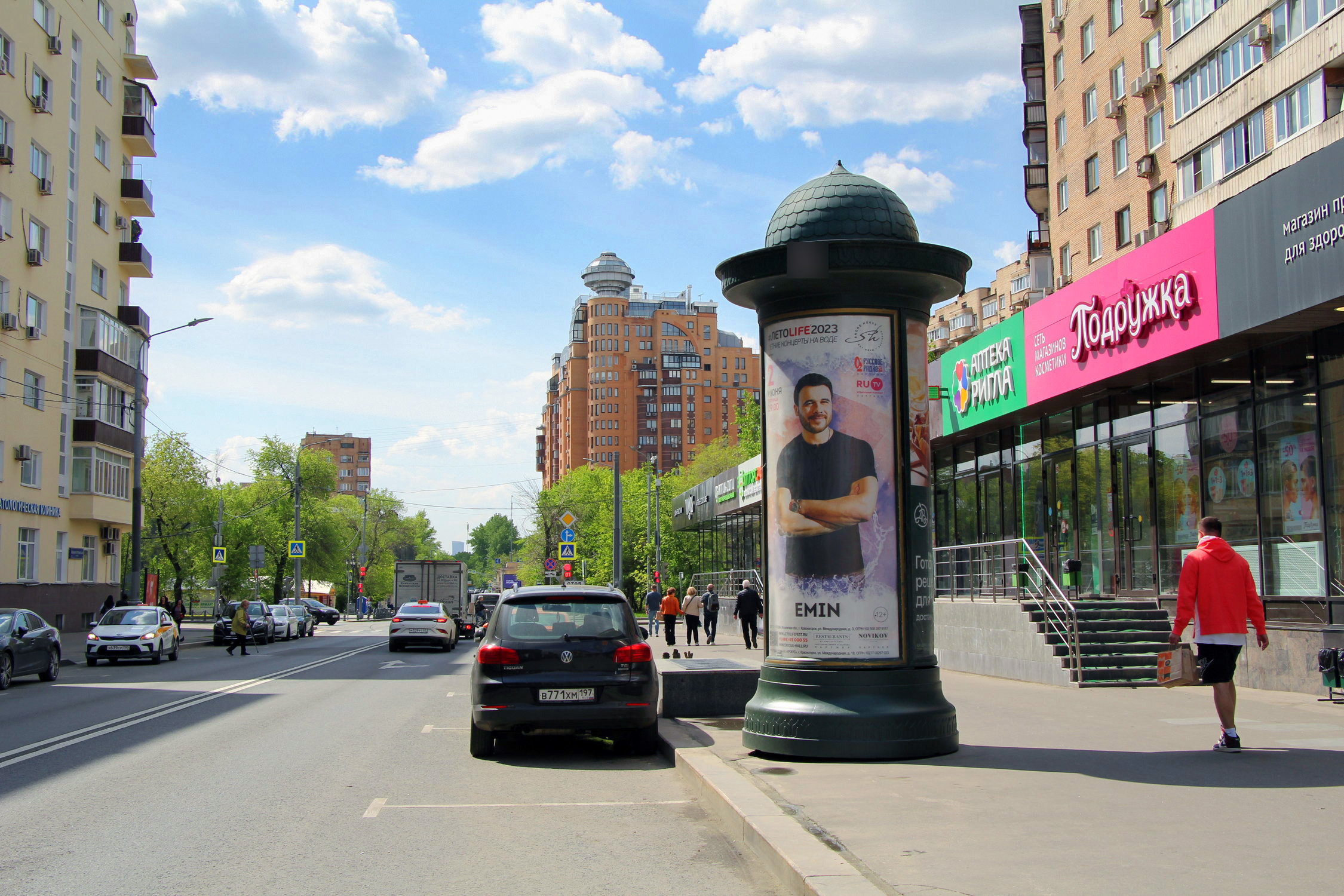 Фотография рекламного носителя, тип: Пиллар 3x1.4, адрес: Грузинская Большая ул., д.57, стр.1, Москва, Россия. Сторона А №521946