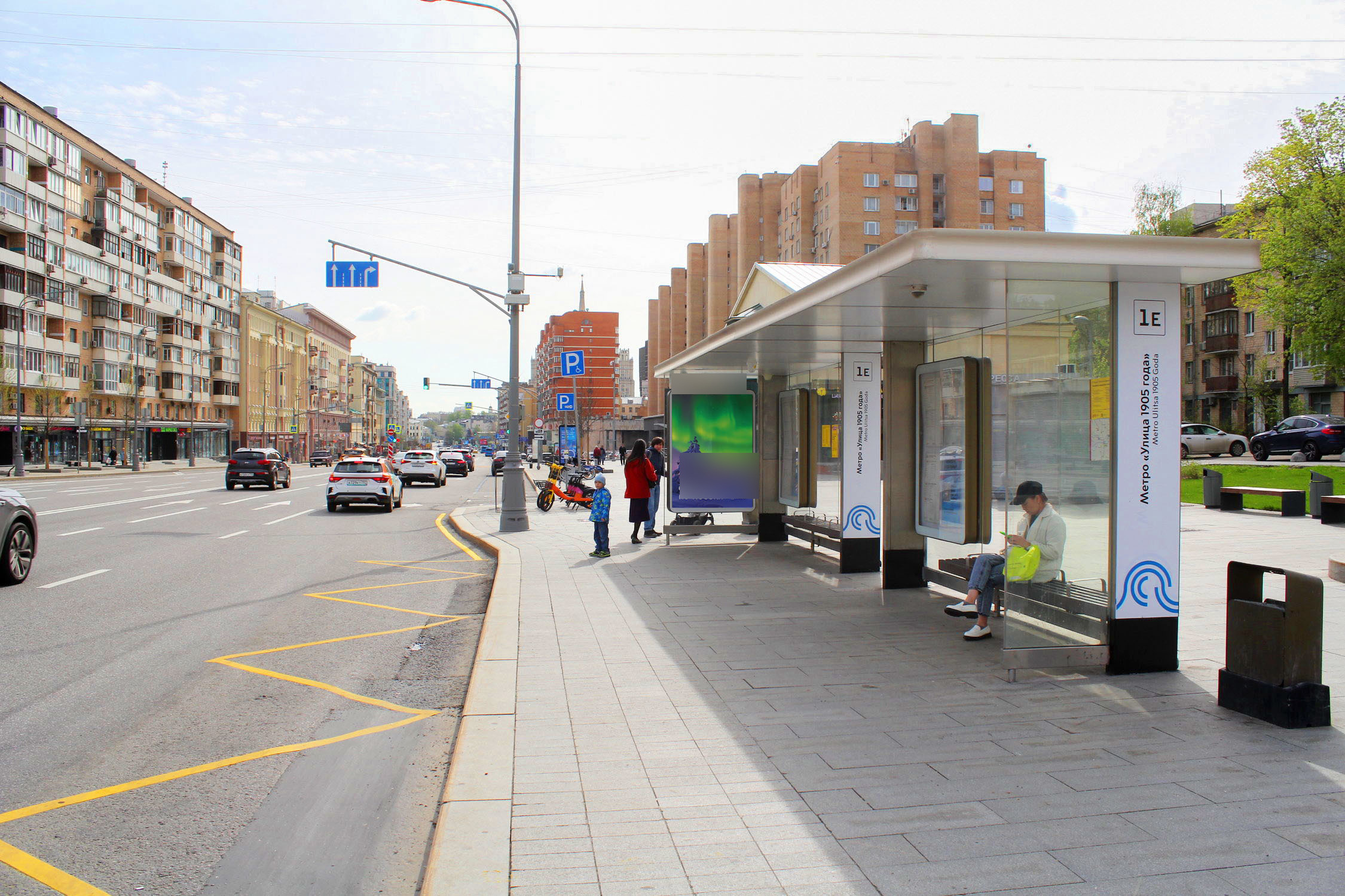 Фотография рекламного носителя, тип: Остановка 1.8x1.2, адрес: Красная Пресня ул., ост. м. 1905 года ул., Москва, Россия. Сторона А1 №334778