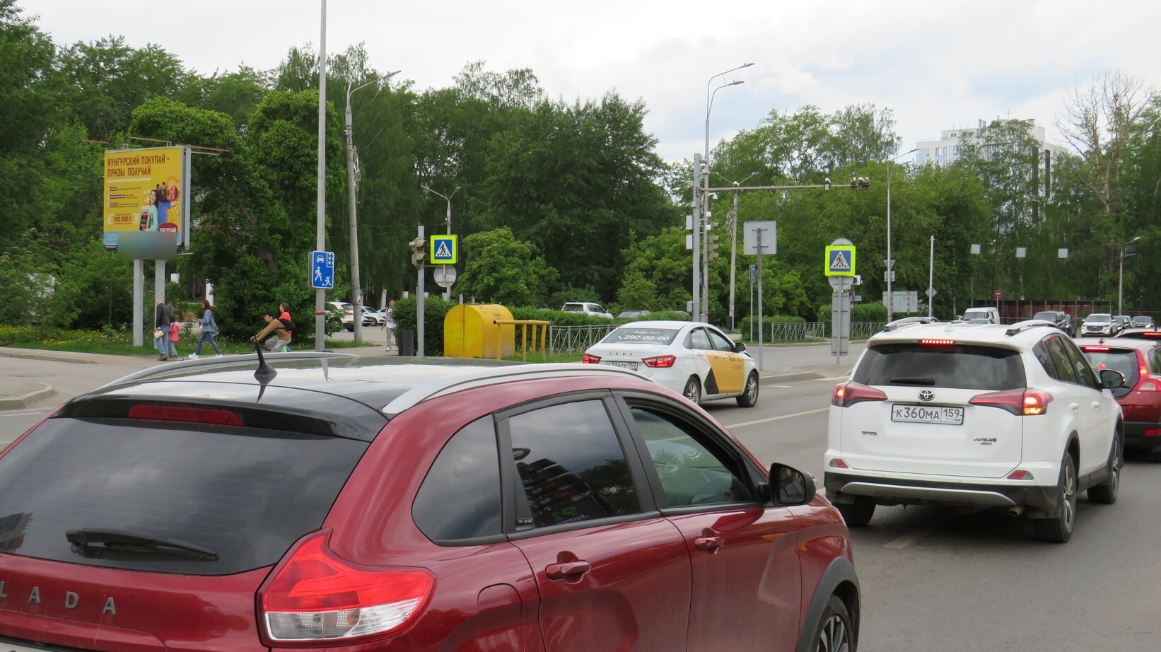 Фотография рекламного носителя, тип: Ситиборд 2.7x3.7, адрес: Локомотивная ул. Х Энгельса ул., ДКЖ, Пермь, Пермский край, Россия. Сторона Б №758457