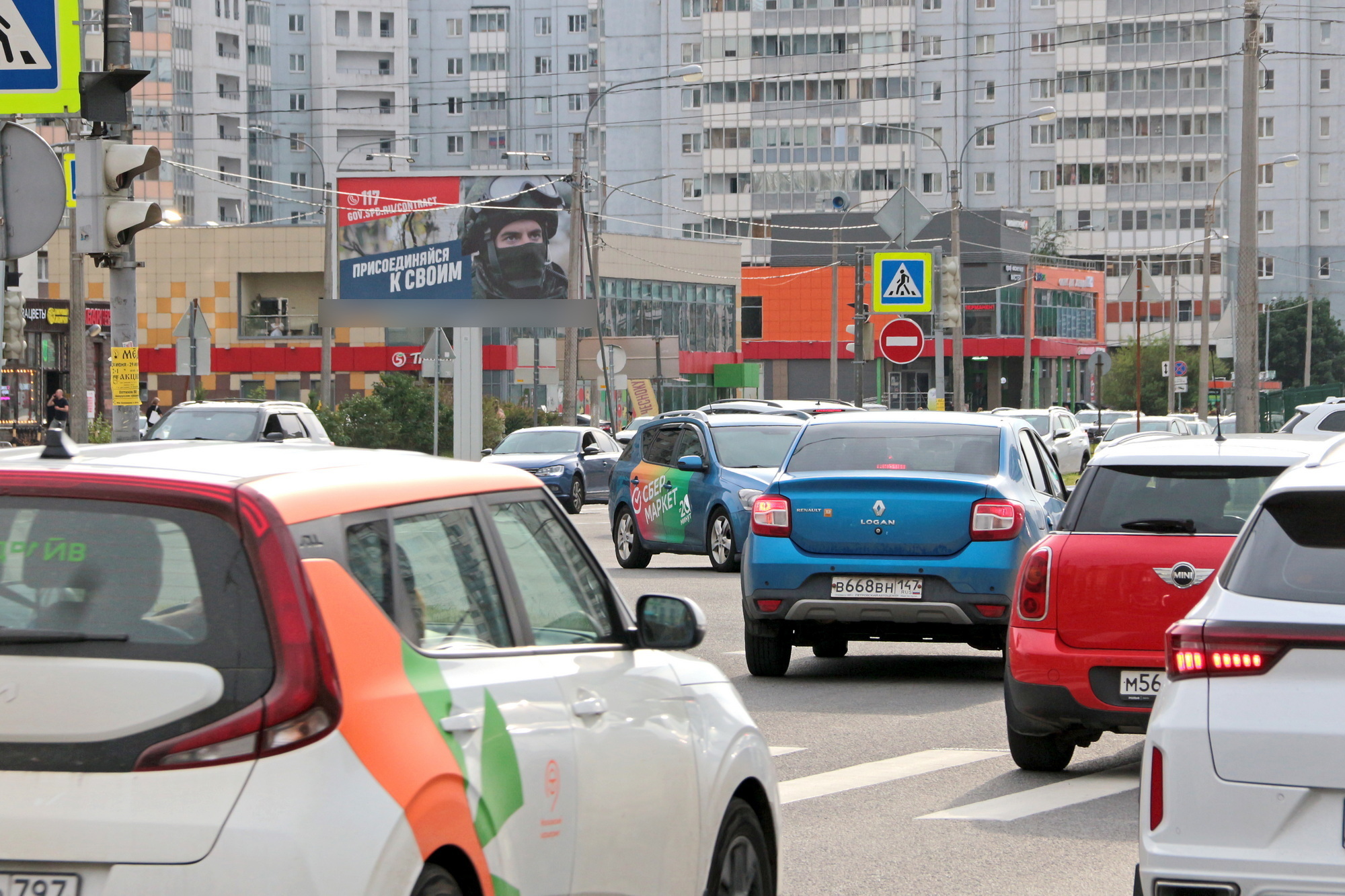 Фотография рекламного носителя, тип: Билборд 3x6, адрес: Оптиков ул., д.42 Х Туристская ул., Санкт-Петербург, Россия. Сторона Б №768036