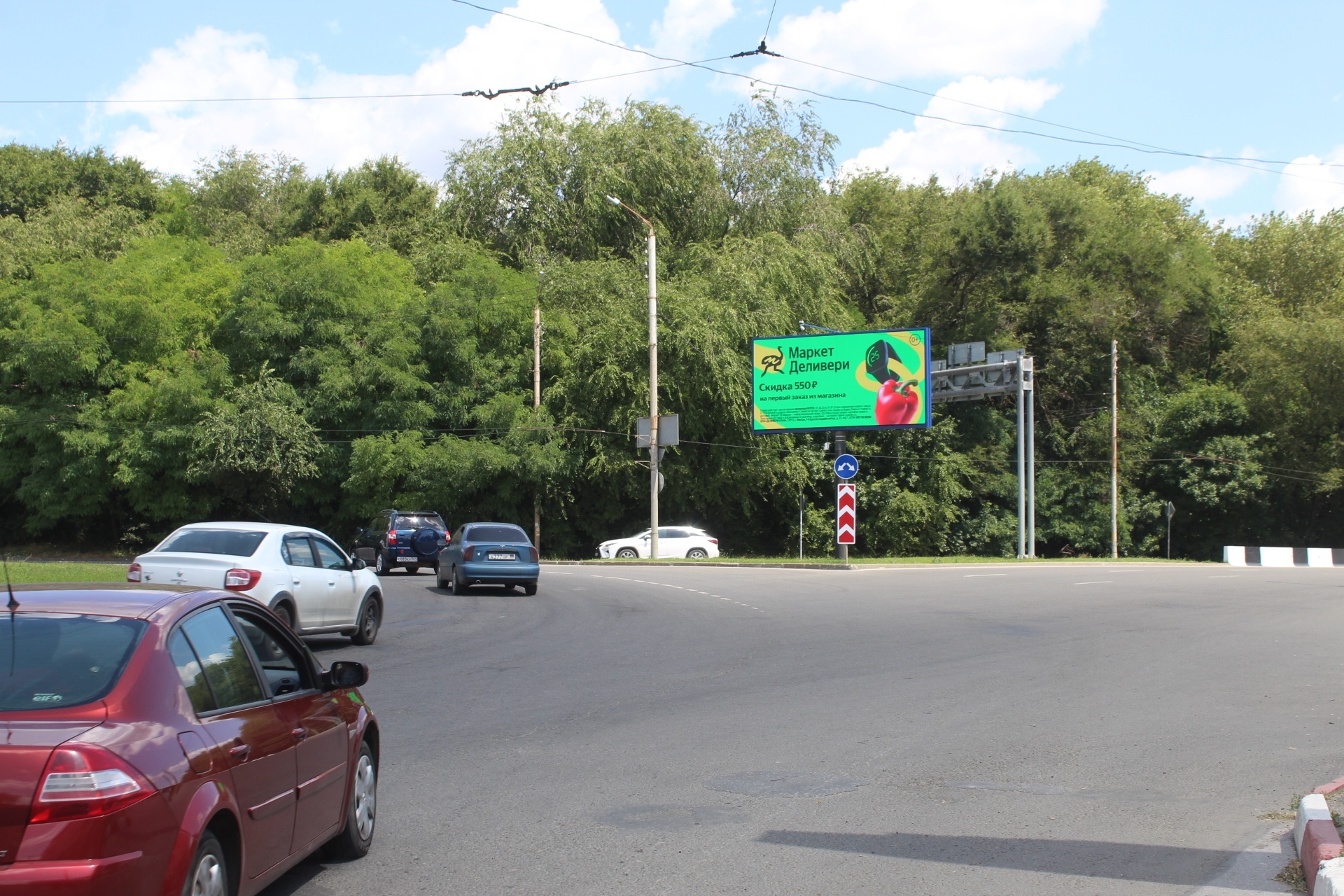 Фотография рекламного носителя, тип: Билборд 3x6, адрес: Штахановского ул. Х Лелюшенко ул., Ростов-на-Дону, Ростовская область, Россия. Сторона Б1 №947030