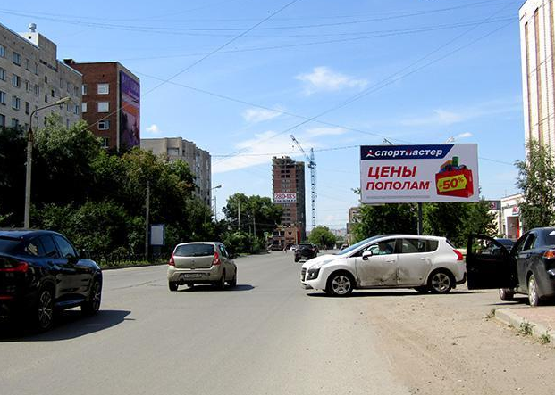 Фотография рекламного носителя, тип: Билборд 3x6, адрес: Кемеровская ул., д.15, Омск, Омская область, Россия. Сторона А №616967