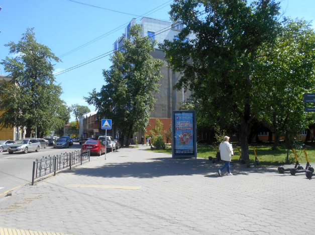 Фотография рекламного носителя, тип: Пиллар 3x1.4, адрес: Сухэ-Батора ул., поз.1, Иркутск, Иркутская область, Россия. Сторона A1-A5 №85264