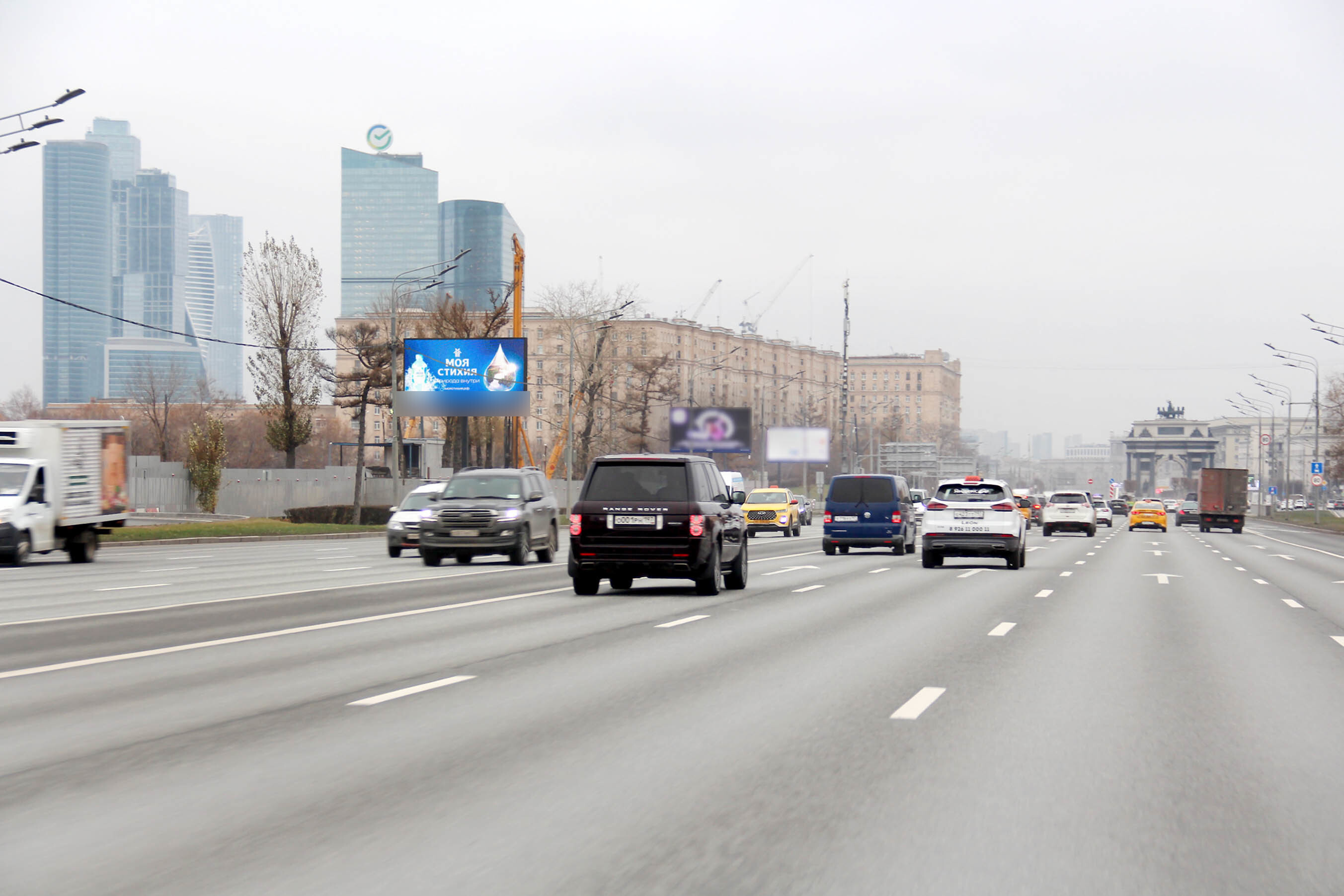 Фотография рекламного носителя, тип: Билборд 3x6, адрес: Кутузовский пр-т., д.38-46, Москва, Россия. Сторона Б1 №278387