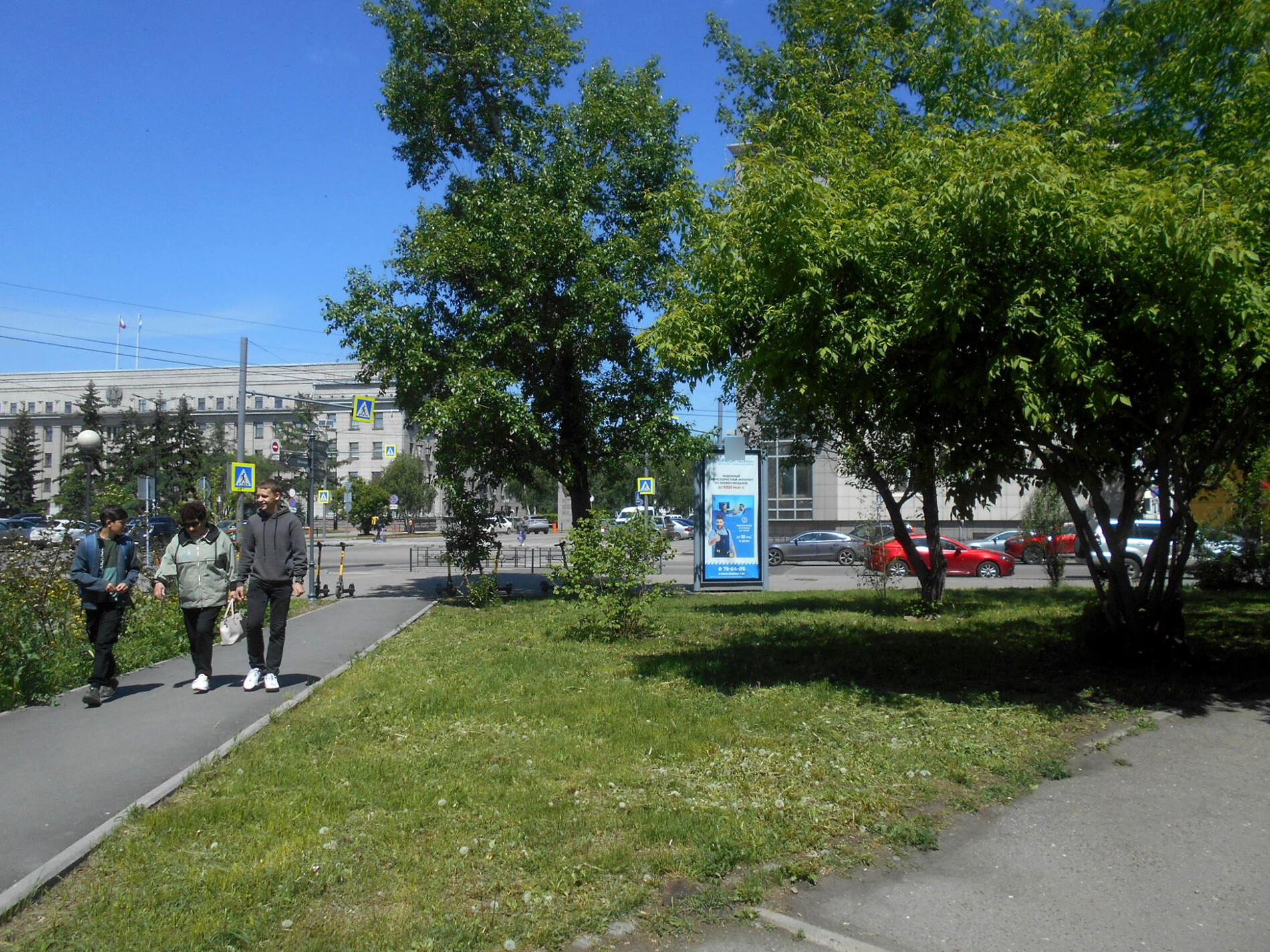 Фотография рекламного носителя, тип: Пиллар 3x1.4, адрес: Сухэ-Батора ул., поз.1, Иркутск, Иркутская область, Россия. Сторона С №85266