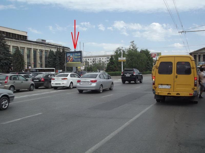 Фотография рекламного носителя, тип: Ситиборд 2.7x3.7, адрес: Ленина пр-т. Х Ленина пл., поз.1, Волгоград, Волгоградская область, Россия. Сторона Б1-Б4 №1066173