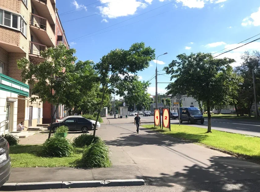 Фотография рекламного носителя, тип: Афиша 1.75x1.8, адрес: Краснодонская ул., д.15, стенд 1, Москва, Россия. Сторона B №865304