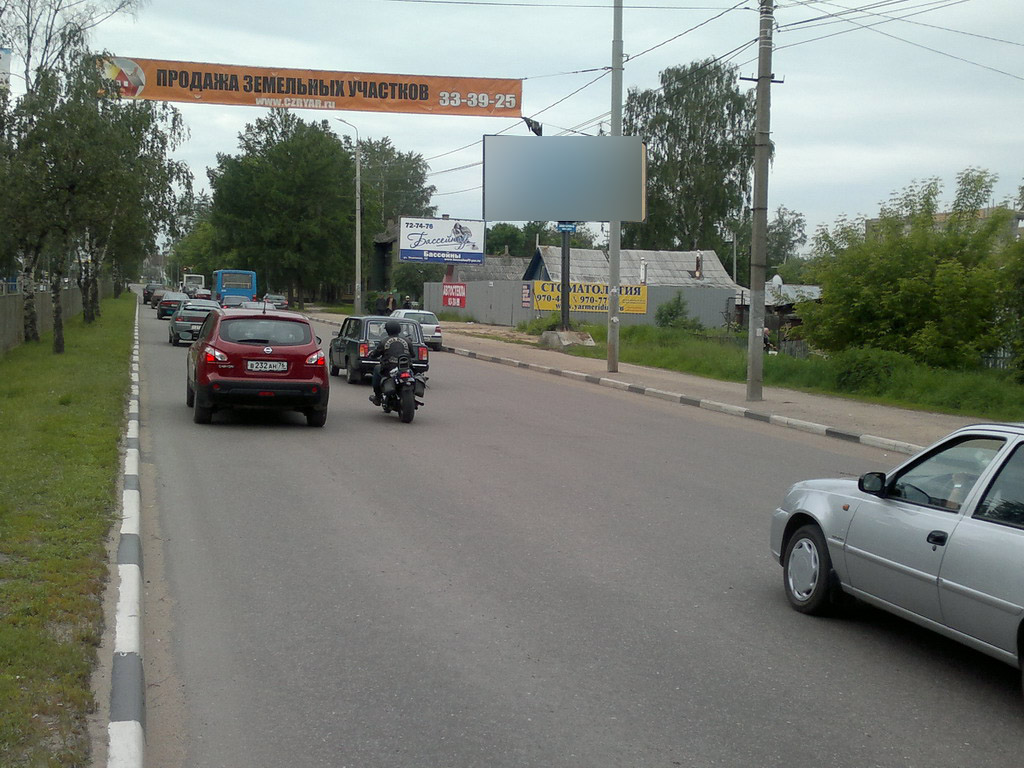 Фотография рекламного носителя, тип: Билборд 3x6, адрес: Авиаторов пр-т., д.141, Ярославль, Ярославская область, Россия. Сторона A №214187