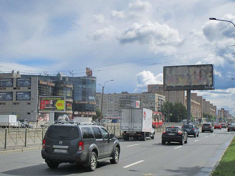Фотография рекламного носителя, тип: Билборд 3x6, адрес: Просвещения пр-т., д.66 Х Культуры пр-т., Санкт-Петербург, Россия. Сторона B №168809