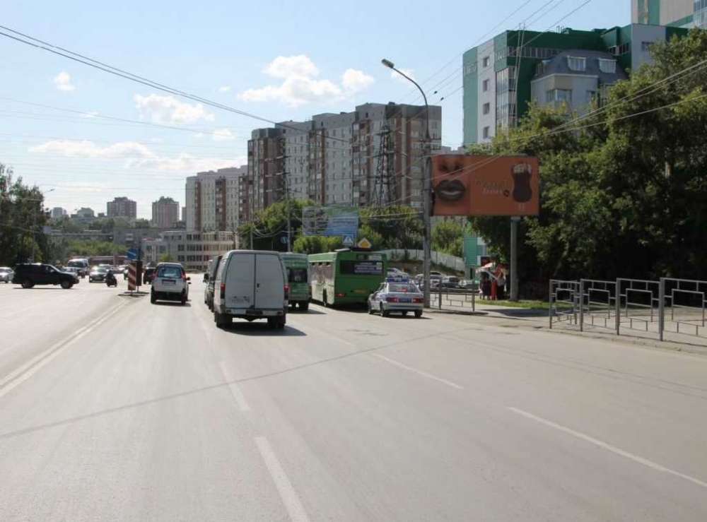 Фотография рекламного носителя, тип: Билборд 3x6, адрес: Бориса Богаткова ул. Х Есенина ул., д.37, Новосибирск, Новосибирская область, Россия. Сторона A №183414