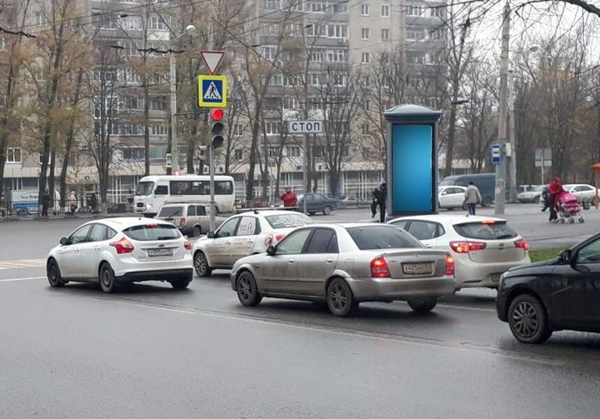 Фотография рекламного носителя, тип: Пиллар 3x1.4, адрес: Коммунистический пр-т. Х Зорге ул., поз.1, Ростов-на-Дону, Ростовская область, Россия. Сторона А №781975