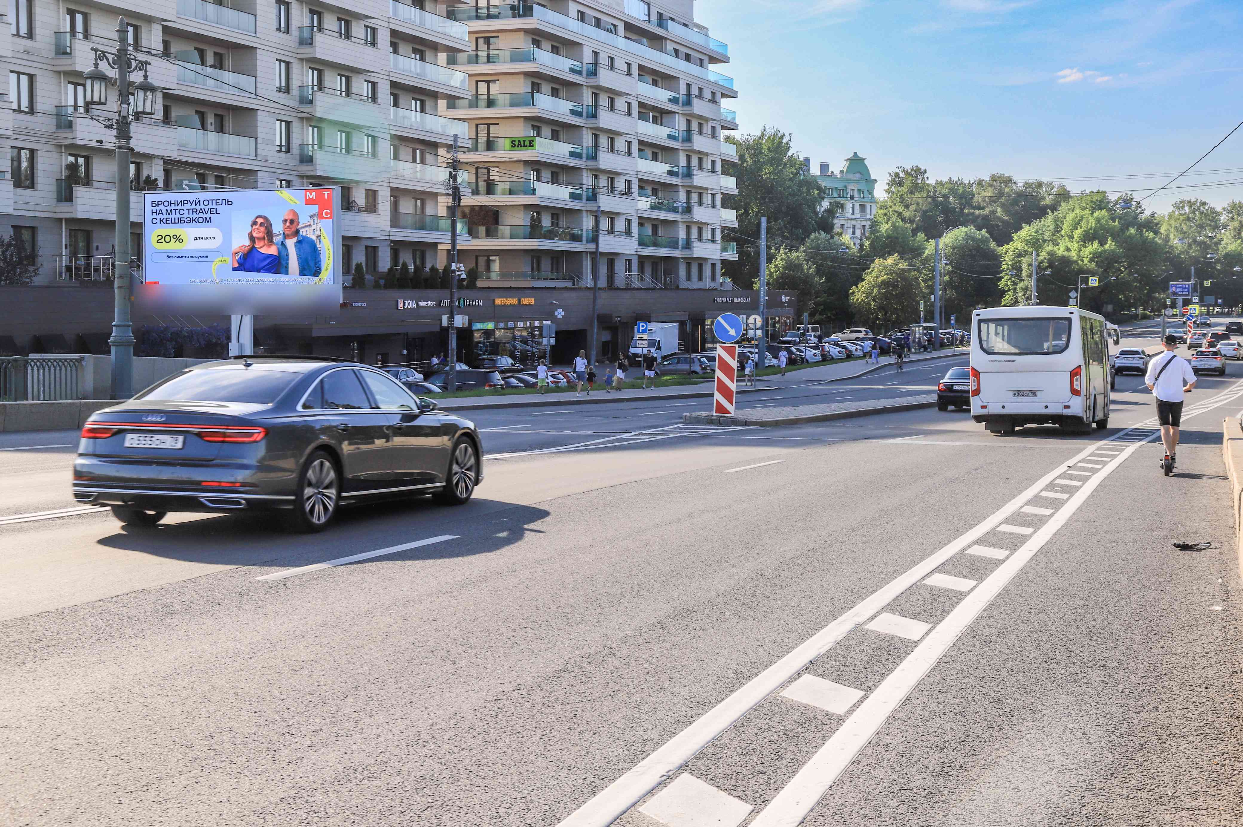 Фотография рекламного носителя, тип: Билборд 3x6, адрес: Петроградская ул., д.1 X Большой Крестовский мост, Санкт-Петербург, Россия. Сторона Б1 №120358