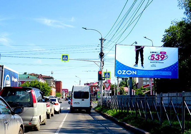 Фотография рекламного носителя, тип: Билборд 3x6, адрес: Гусарова ул., д.4, корп.1 Х Фрунзе ул., Омск, Омская область, Россия. Сторона А №617027