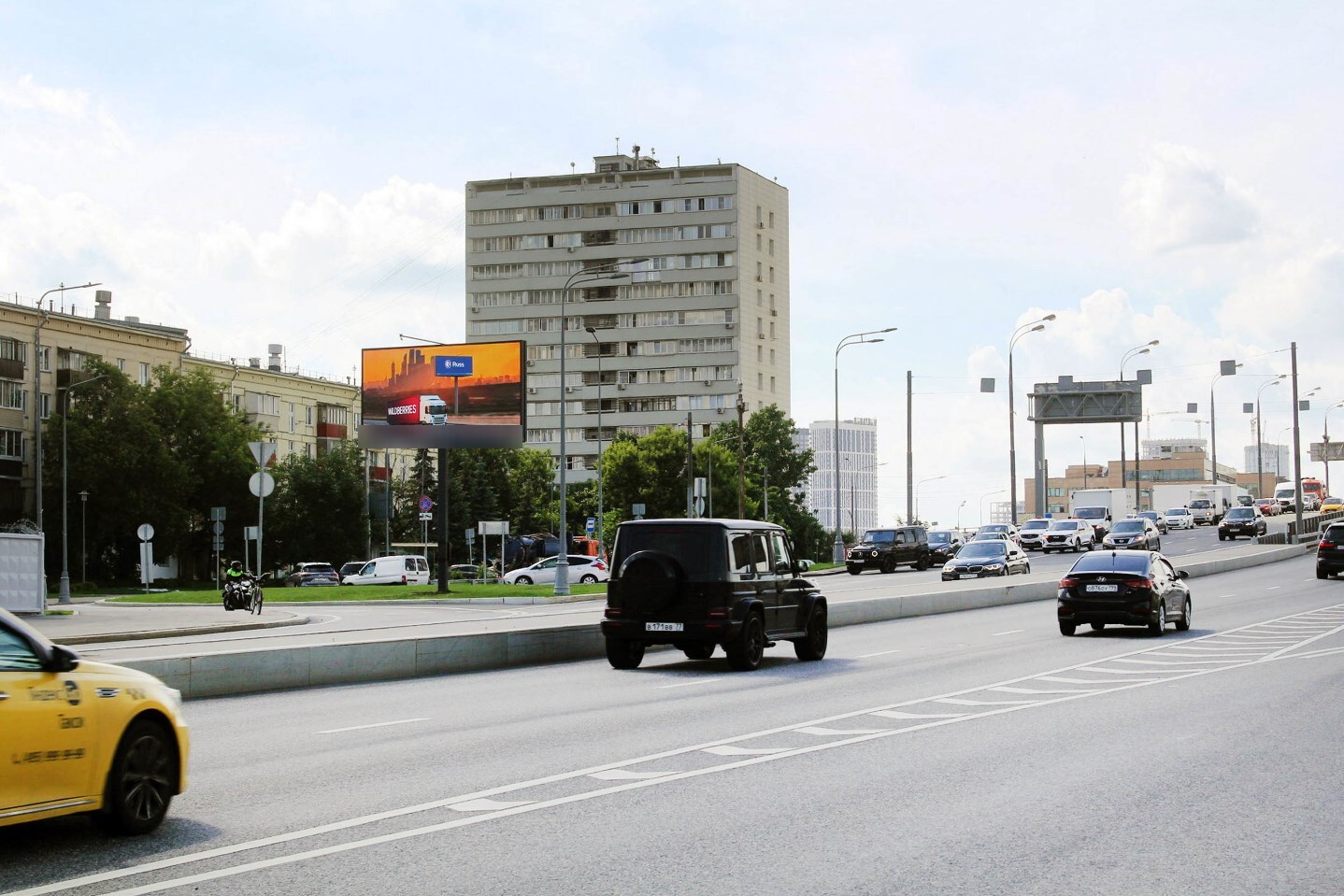 Фотография рекламного носителя, тип: Билборд 3x6, адрес: Звенигородское ш., д.29, стр.1, Москва, Россия. Сторона Б1 №207750