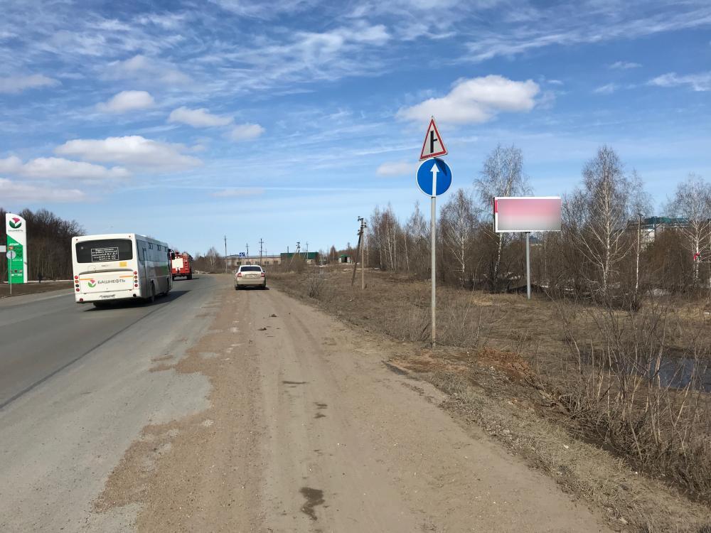 Фотография рекламного носителя, тип: Билборд 3x6, адрес: Уфа-Благовещенск-Бирск а/д, поз.3, Уфа, Республика Башкортостан, Россия. Сторона A №1361505