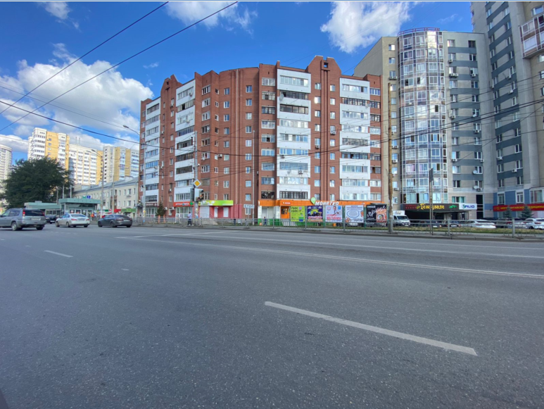 Фотография рекламного носителя, тип: Уличный информационный стенд, адрес: Белинского ул. X Академика Шварца ул., Екатеринбург, Свердловская область, Россия. Сторона А3 №1330647