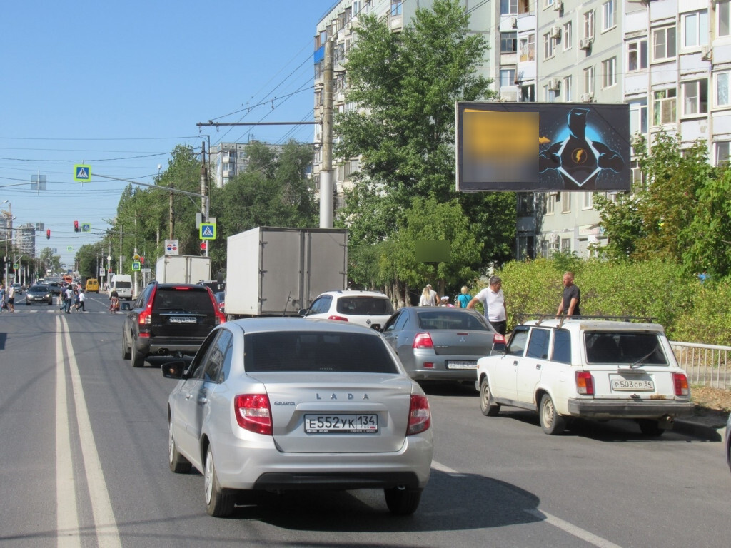 Фотография рекламного носителя, тип: Билборд 3x6, адрес: Константина Симонова ул., д.27, Волгоград, Волгоградская область, Россия. Сторона А №111213