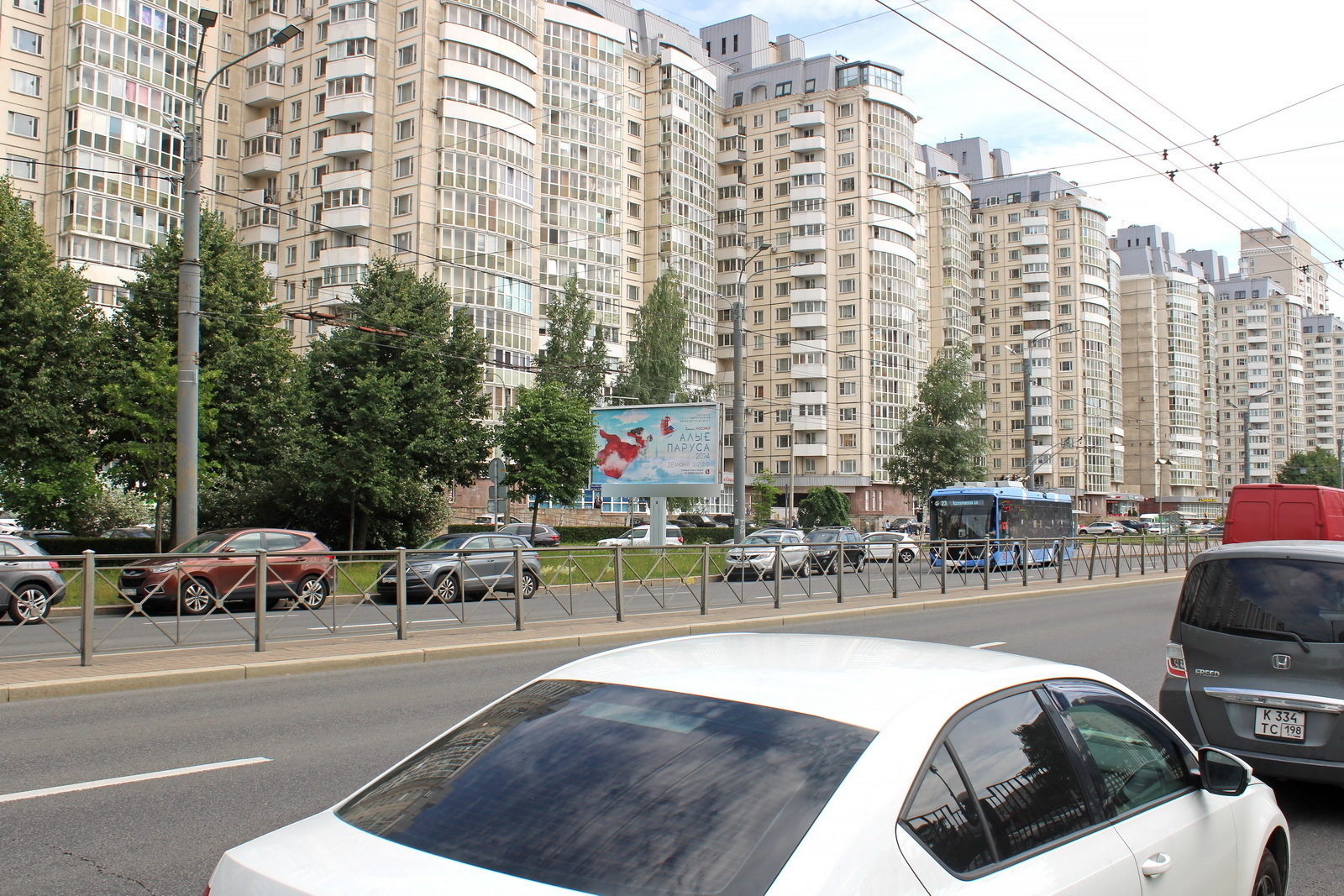 Фотография рекламного носителя, тип: Билборд 3x6, адрес: Комендантский пр-т., д.17, Санкт-Петербург, Россия. Сторона Б №673215