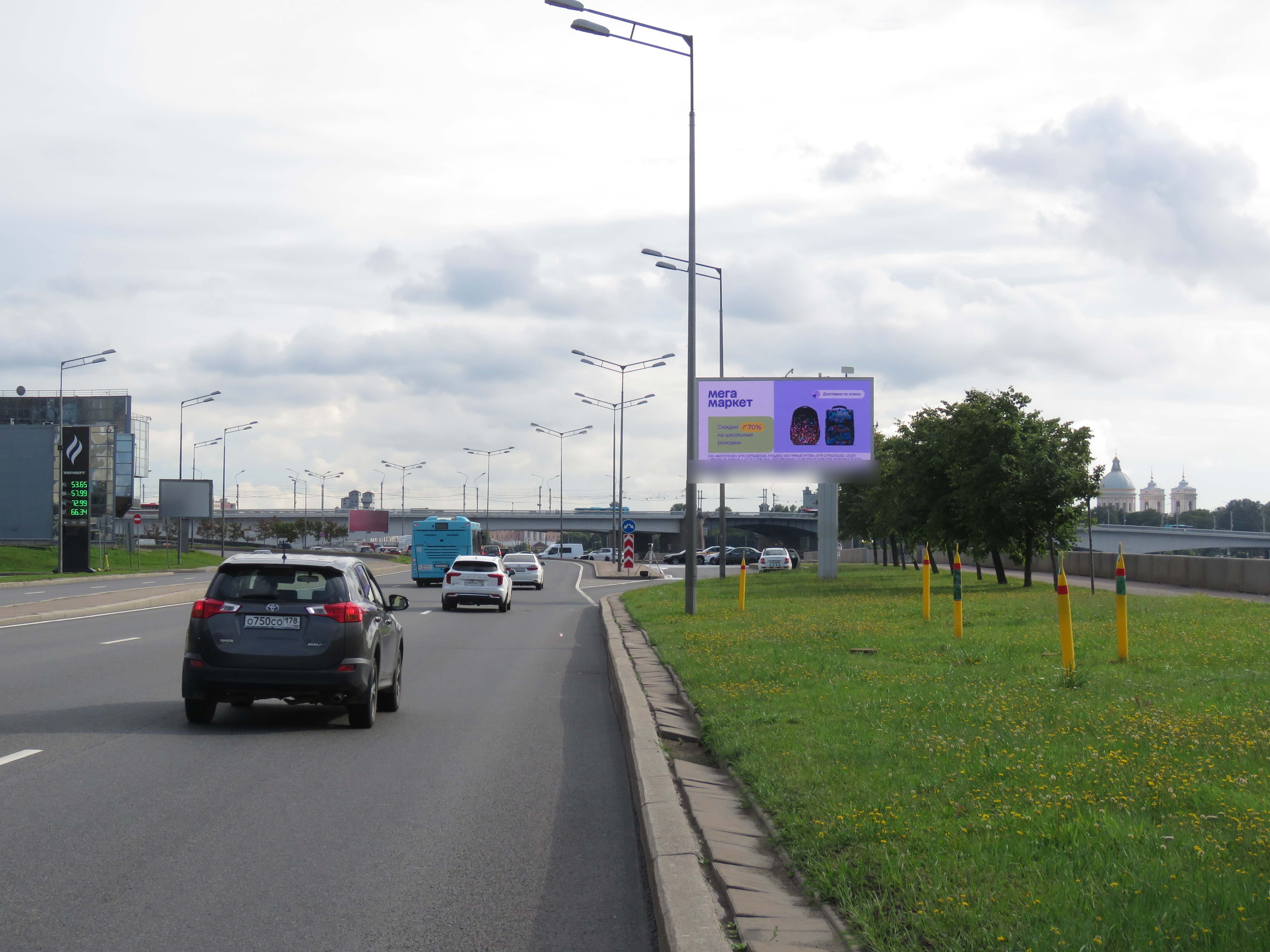 Фотография рекламного носителя, тип: Билборд 3x6, адрес: Малоохтинская наб. Х Малоохтинский пр-т., д.59, Санкт-Петербург, Россия. Сторона А1 №768027