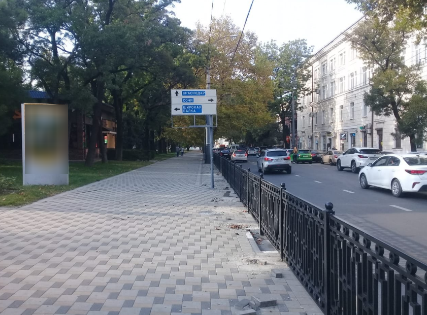 Фотография рекламного носителя, тип: Нестандартный ситиформат, адрес: Советов ул., д.38, Новороссийск, Краснодарский край, Россия. Сторона A №702656