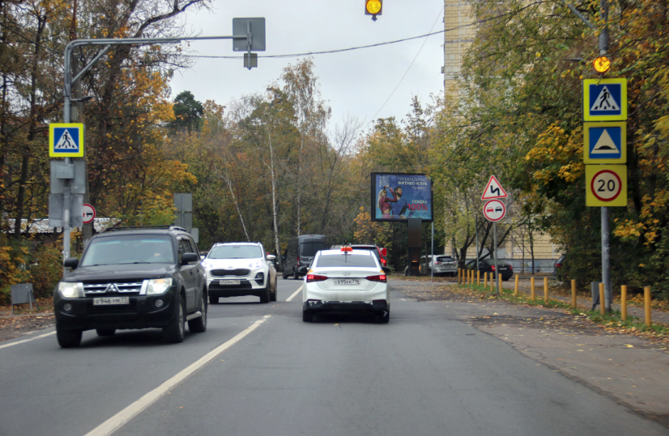 Фотография рекламного носителя, тип: Ситиборд 2.7x3.7, адрес: Семашко ул., д.17, корп.1, Мытищи, Московская область, Россия. Сторона А №818039