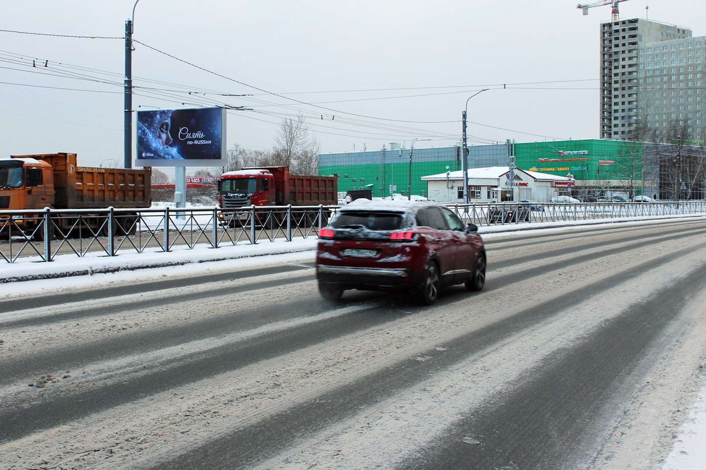 Фотография рекламного носителя, тип: Билборд 3x6, адрес: Большевиков пр-т., д.30, корп.1 Х Кудровский пр-зд., Санкт-Петербург, Россия. Сторона Б №684120