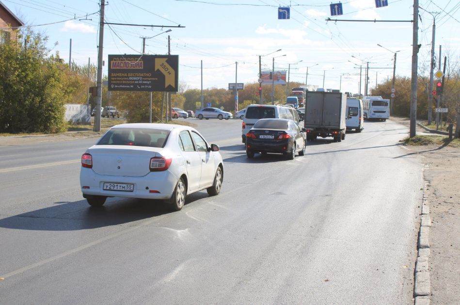 Фотография рекламного носителя, тип: Билборд 3x6, адрес: Кирова ул., д.181, Омск, Омская область, Россия. Сторона Б №769104