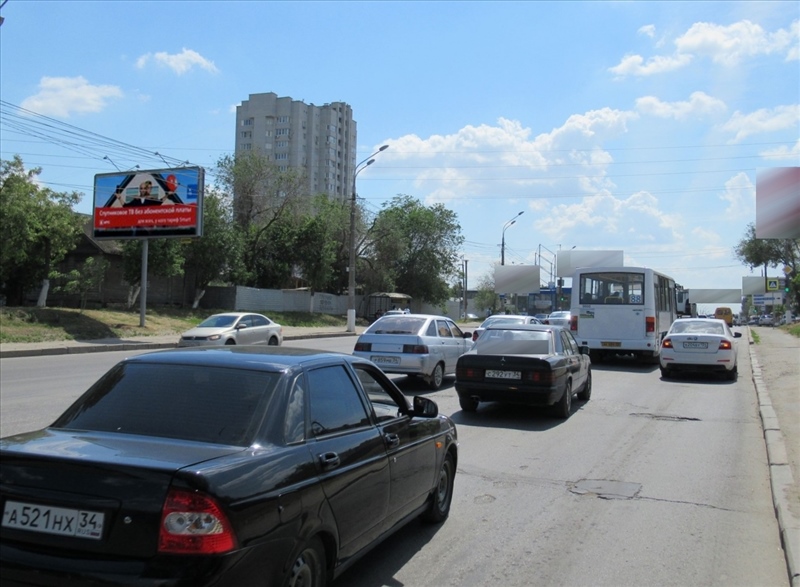 Фотография рекламного носителя, тип: Билборд 3x6, адрес: Череповецкая ул., д.37 Х Елисеева ул., Волгоград, Волгоградская область, Россия. Сторона Б №111149