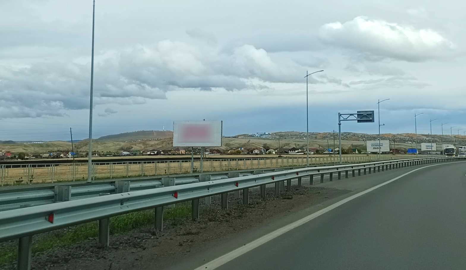 Фотография рекламного носителя, тип: Билборд 3x6, адрес: 04К-297 а/д., 1 650м, Красноярский край, Россия. Сторона Б №1361815